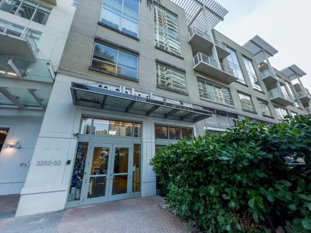 Palm Place Heart Of Miami With Parking Pool And Gym Exterior photo